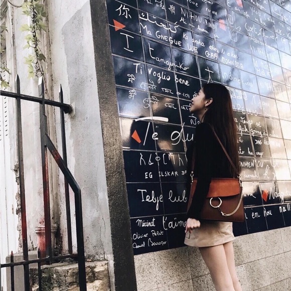 Authentic CHLOE Medium Faye Bag - Picture 10 of 10